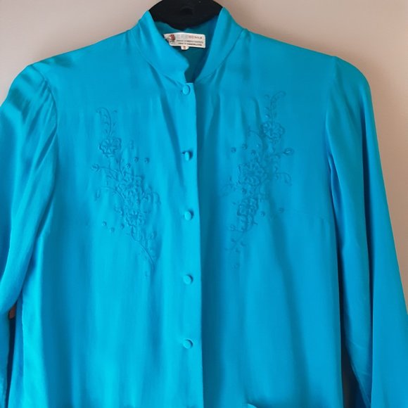 Hand Crafted Blue Pantsuit - Picture 4 of 16